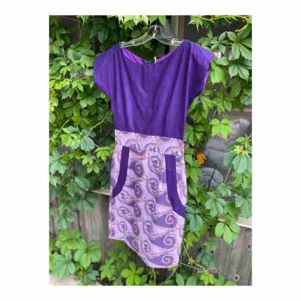 Vintage Wiggle Dress Midi Length Dolman Short Sleeve Purple Swirls - Image 3