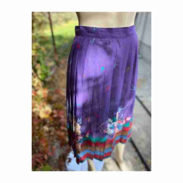 Vintage 80s Ann Stevens Pleated Midi Skirt Purple Floral Art Print Sz 12 - Image 6