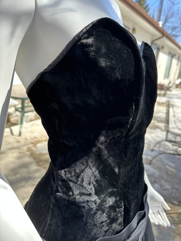 Vintage | 80s Wayne Clarke Black Velvet Strapless Dress Peplum Cocktail Wiggle Taffetta Sz 8 - Image 6